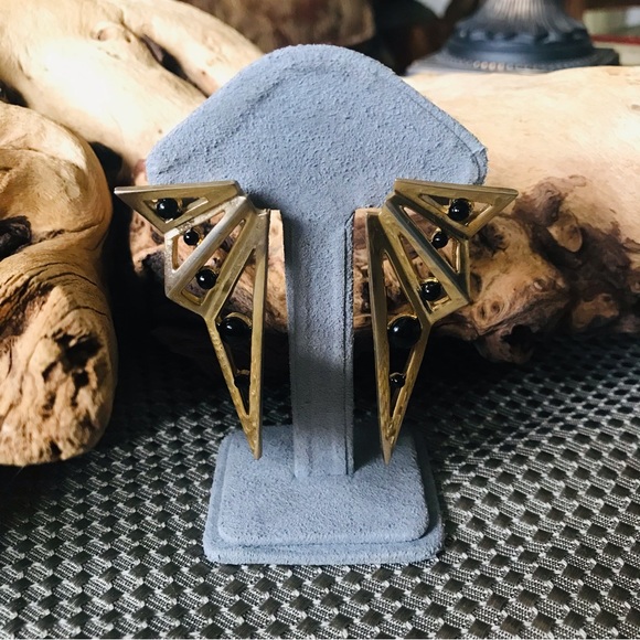 Vintage MCM Costume Gold Tone & Black Triangle Geometric Shape Post Earrings - Picture 11 of 11